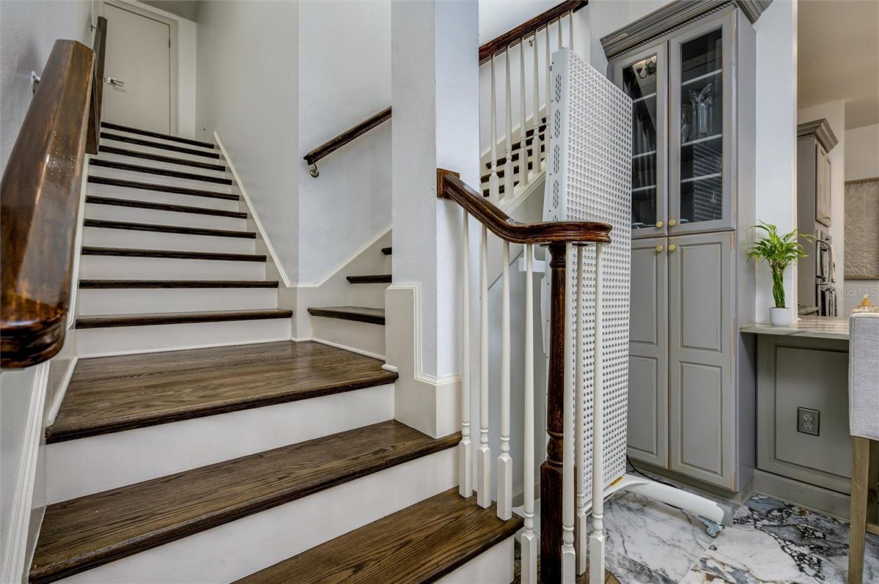 16328 Emerald Cove Drive, Lutz, FL 33549 Photo