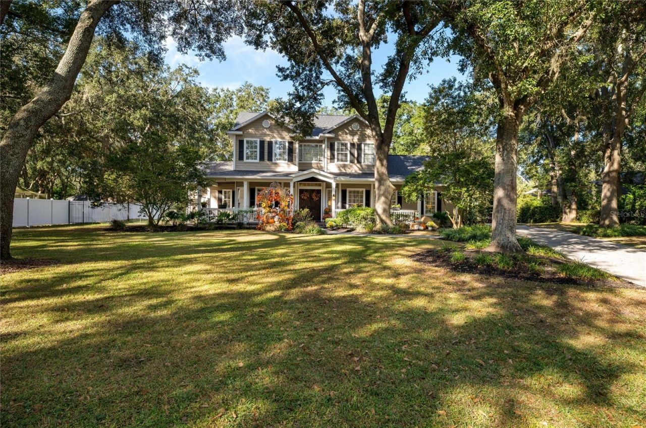 16328 Emerald Cove Drive, Lutz, FL 33549 Photo