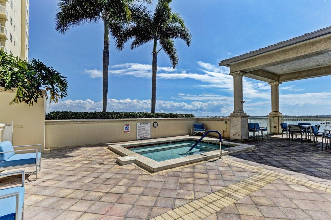 2650 Lake Shore Drive, Unit 1802, Riviera Beach, FL 33404 Photo