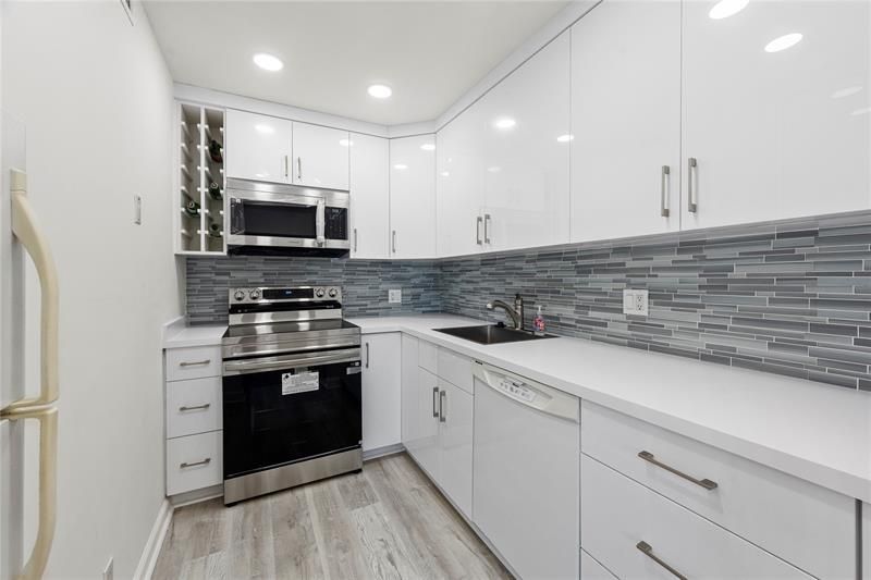 2840 NE 14th Street Causeway, Unit 304A, Pompano Beach, FL 33062 Photo