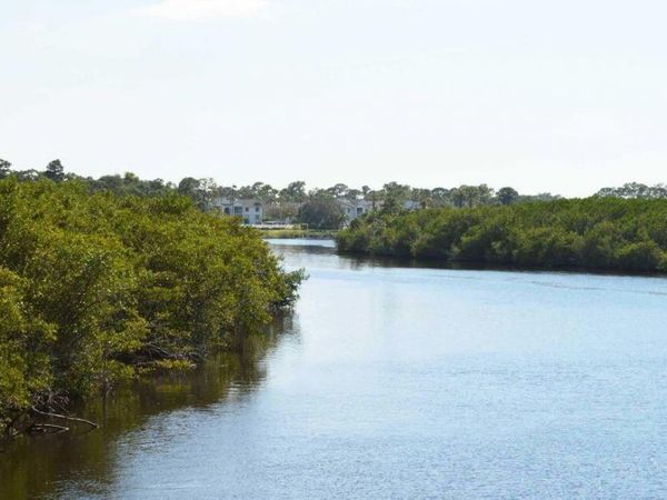 506 NE Oleander Avenue, Fort Pierce, FL 34952