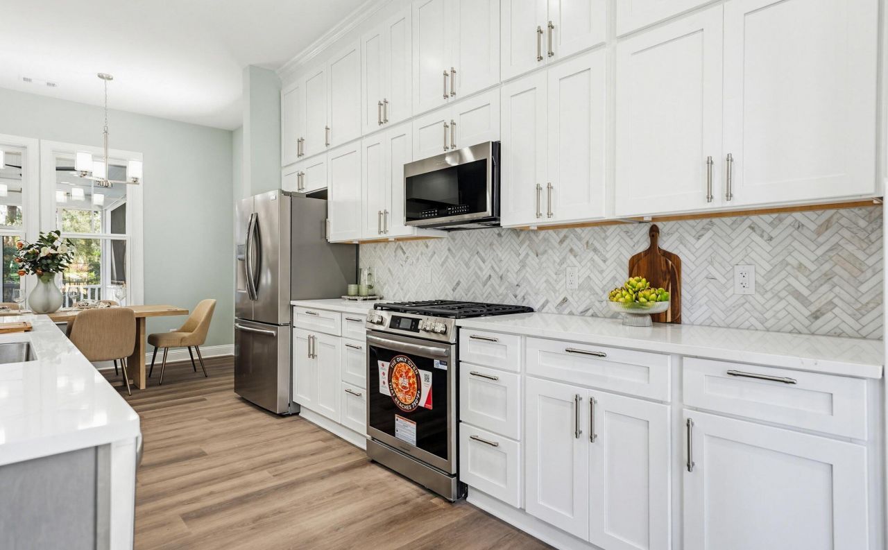 2 Albert Street Photo 17