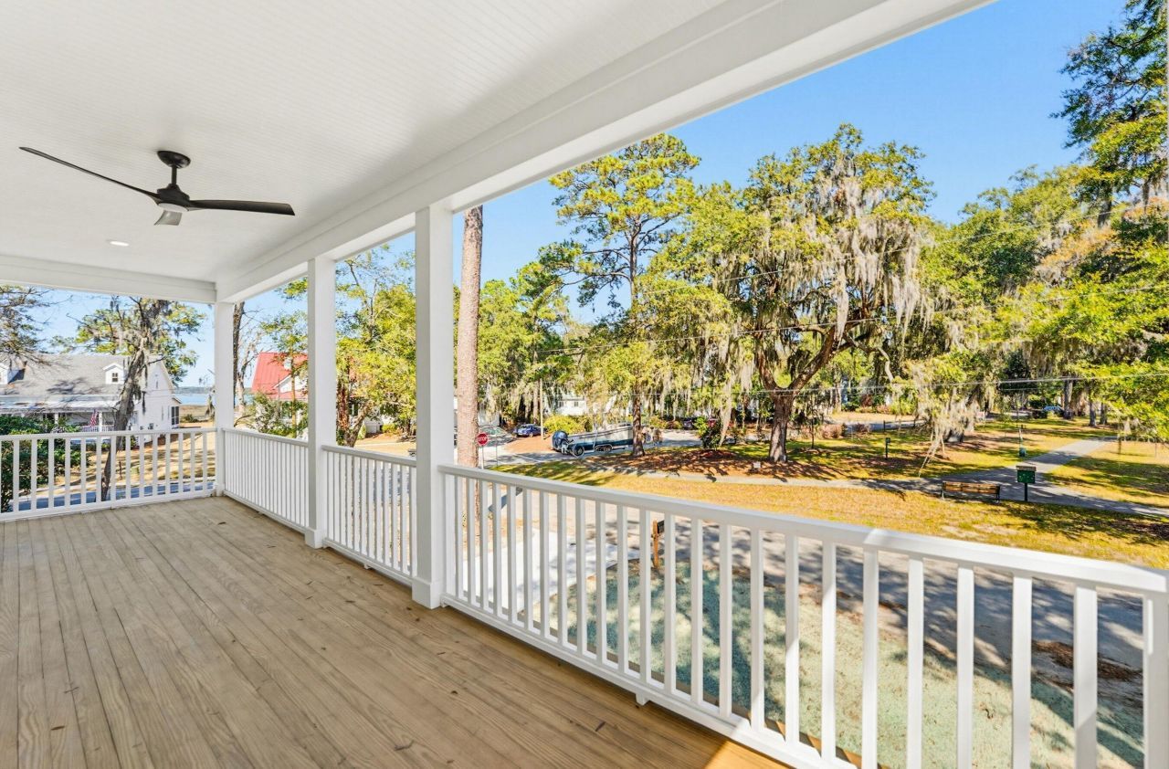 2 Albert Street Photo 45