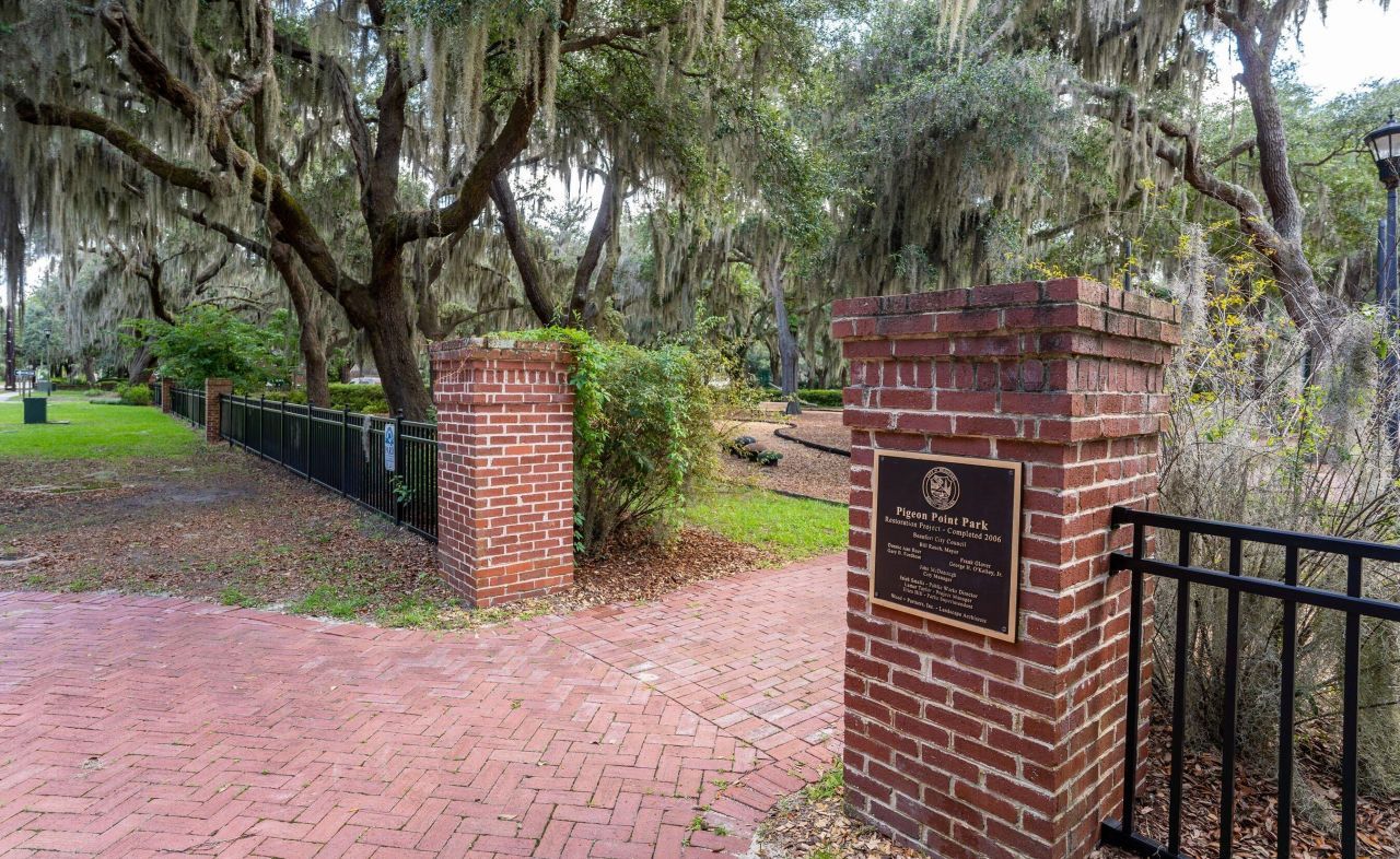 2 Albert Street Photo 54