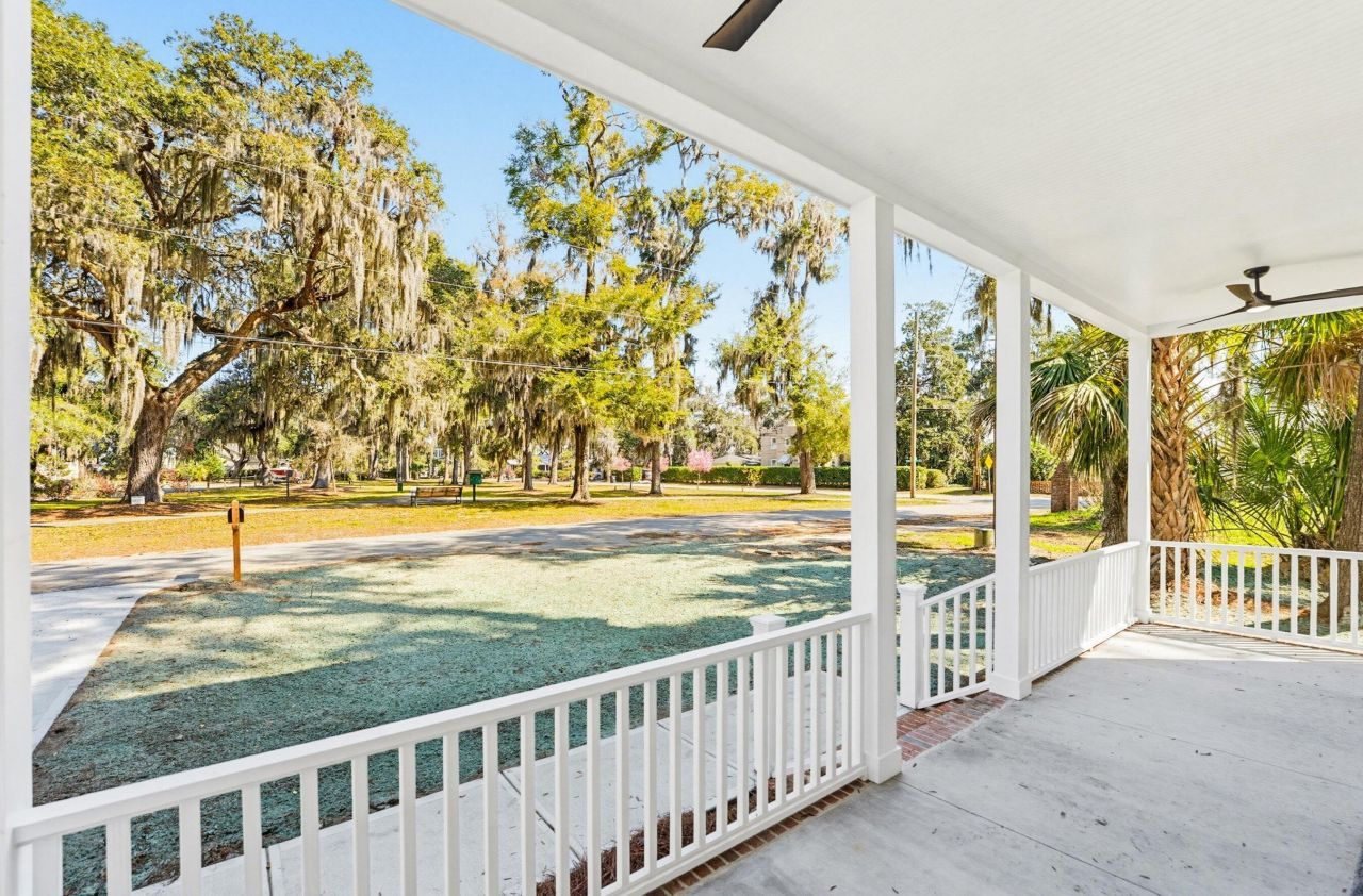 2 Albert Street Photo 6