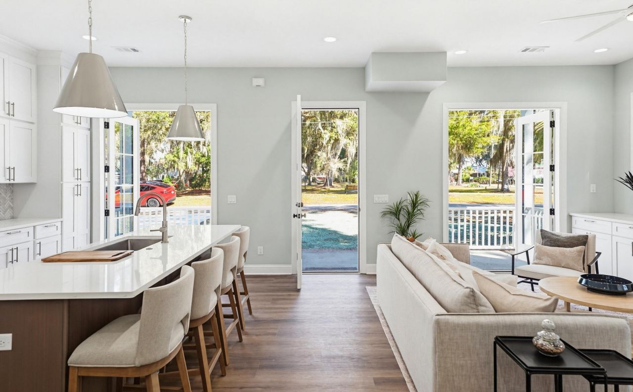 2 Albert Street Photo 9