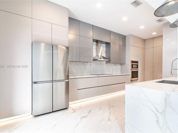 842 W Coco Plum Cir, Plantation, FL 33324