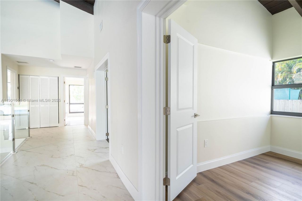 842 W Coco Plum Cir, Plantation, FL 33324 Photo