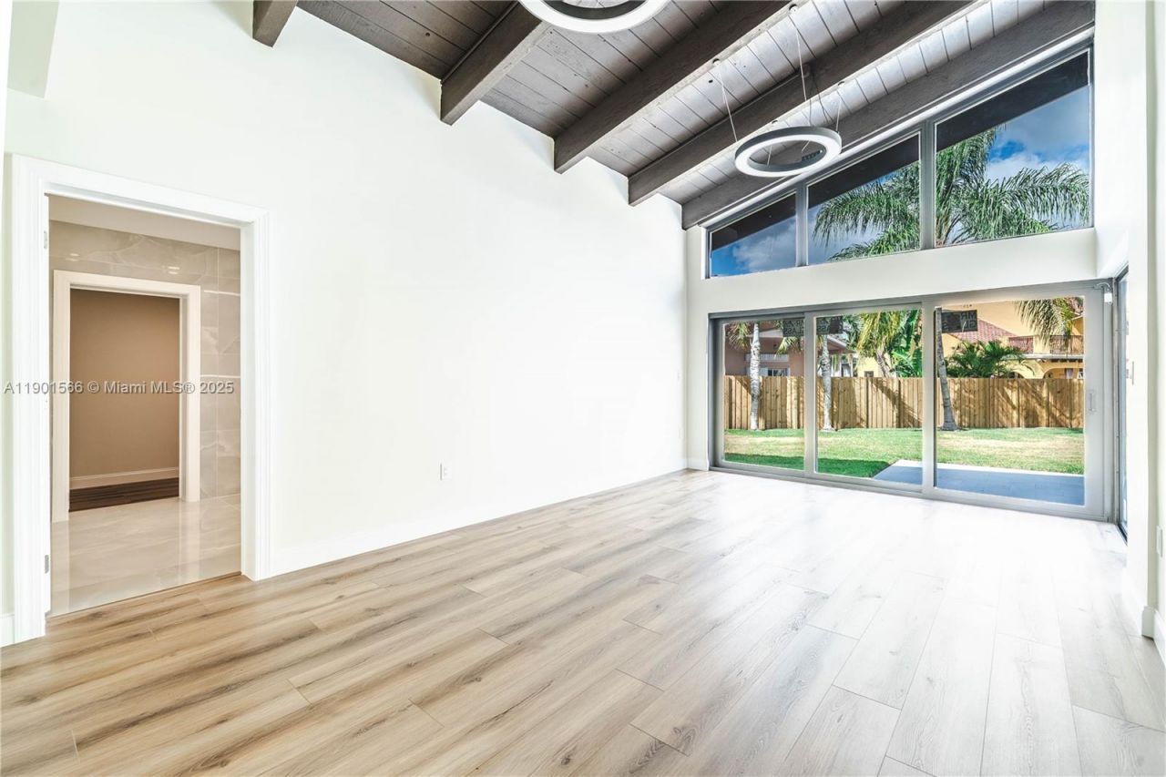 842 W Coco Plum Cir, Plantation, FL 33324 Photo