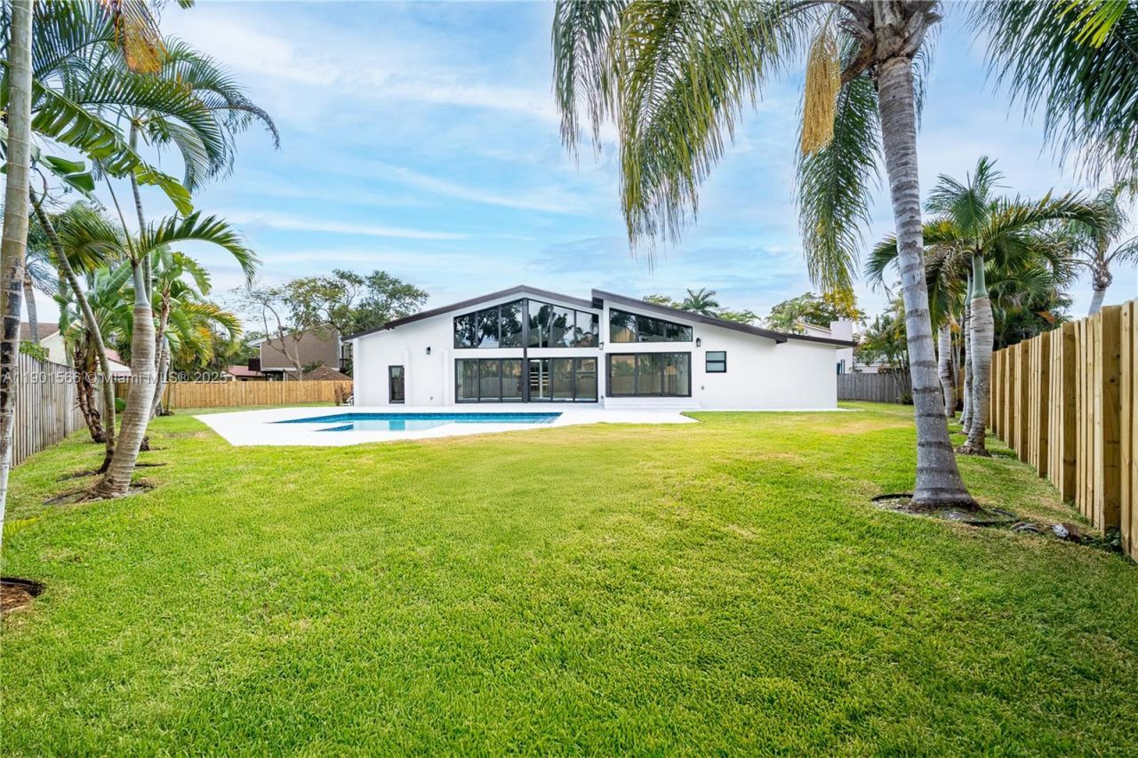 842 W Coco Plum Cir, Plantation, FL 33324 Photo