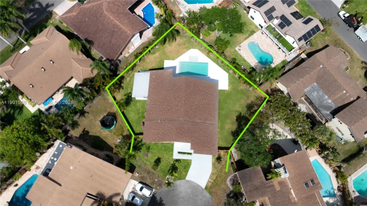 842 W Coco Plum Cir, Plantation, FL 33324 Photo