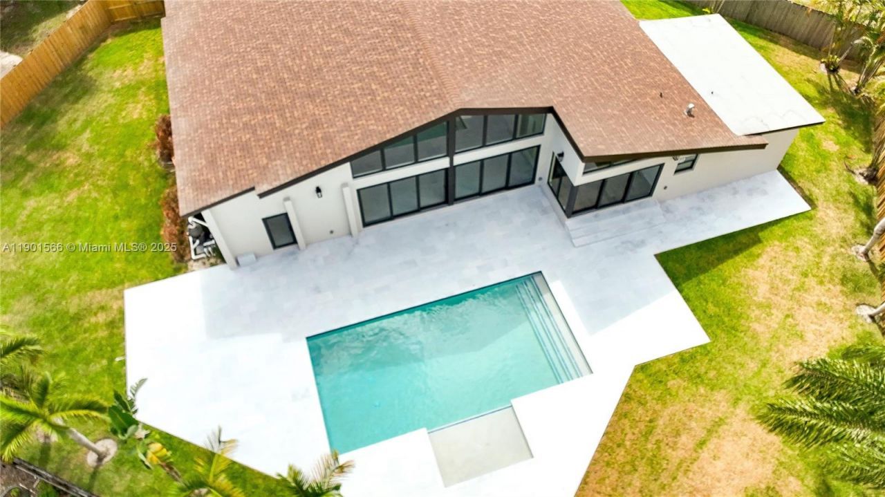 842 W Coco Plum Cir, Plantation, FL 33324 Photo