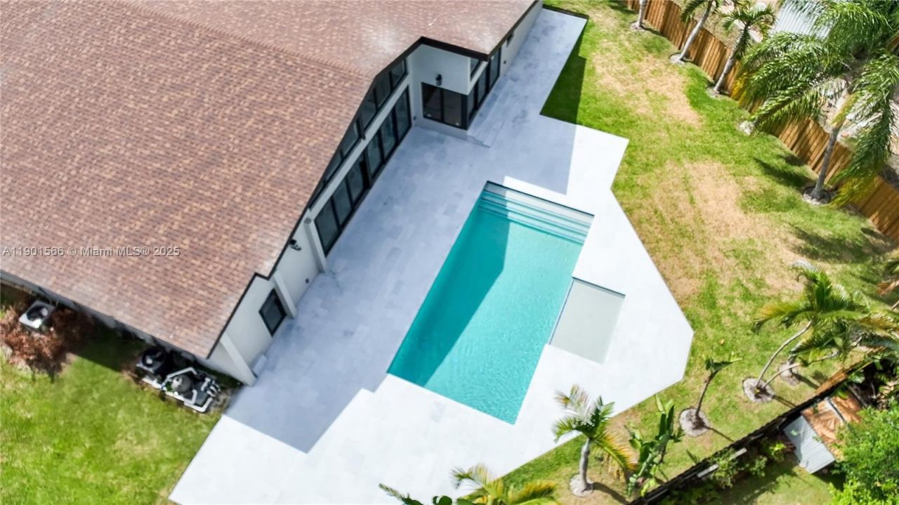 842 W Coco Plum Cir, Plantation, FL 33324 Photo