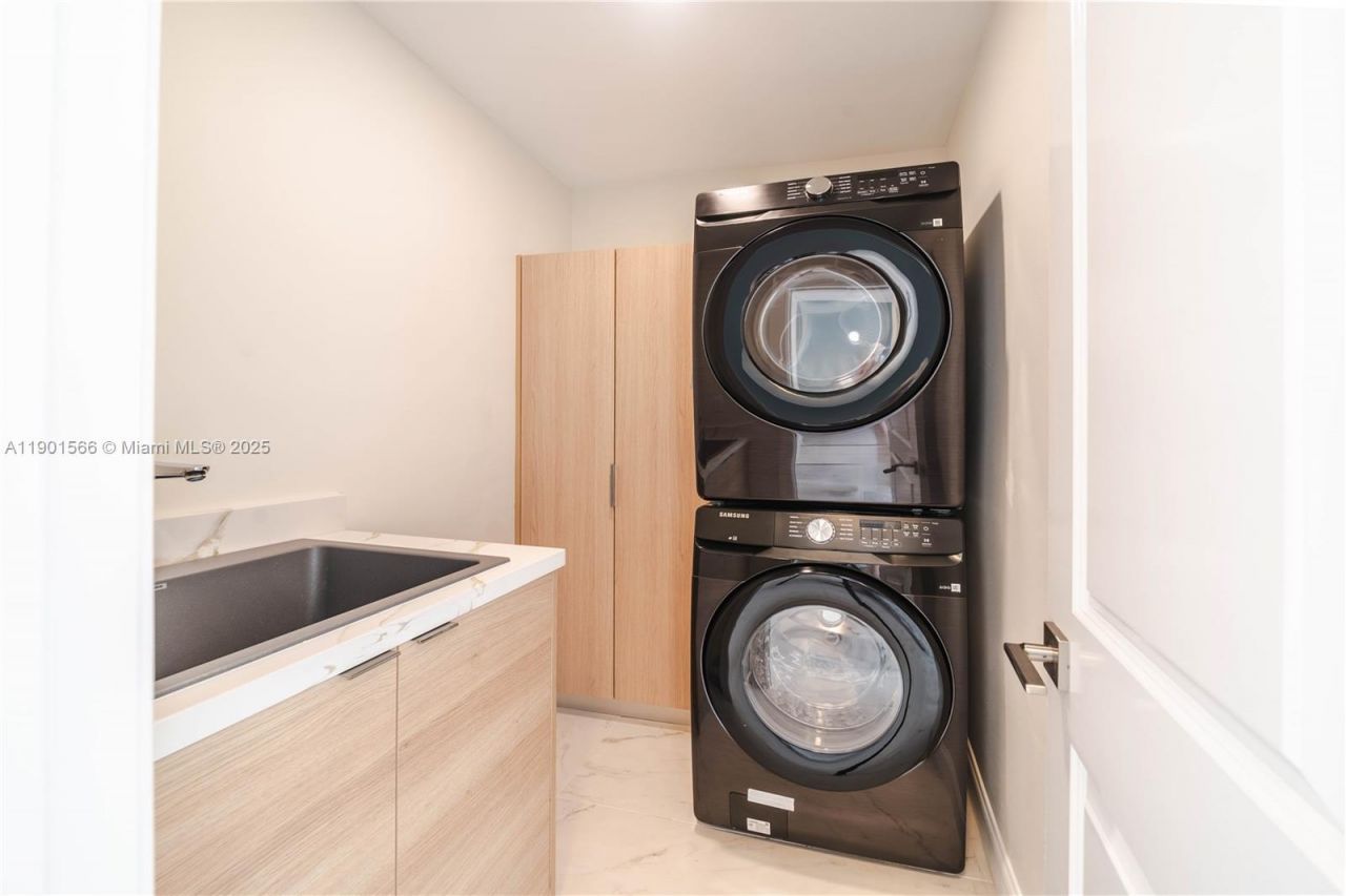 842 W Coco Plum Cir, Plantation, FL 33324 Photo