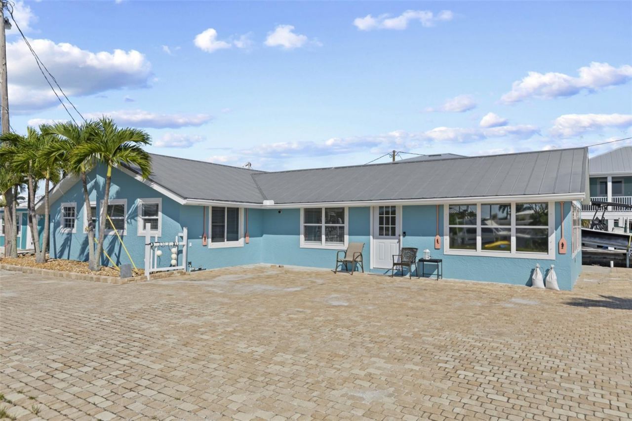 2669 Coco Plum Drive, Matlacha, FL 33993 Main Photo