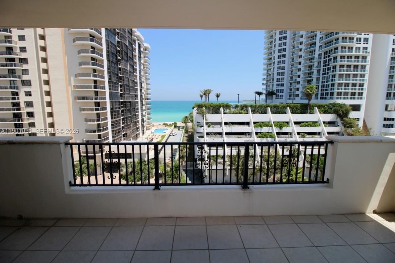 6422 Collins Ave, Unit 701, Miami Beach, FL 33141 Photo