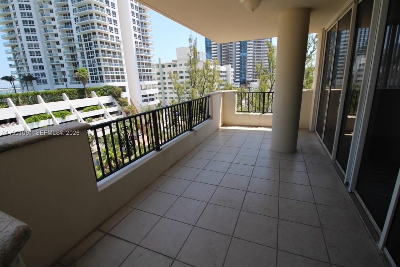 6422 Collins Ave, Unit 701, Miami Beach, FL 33141 Photo