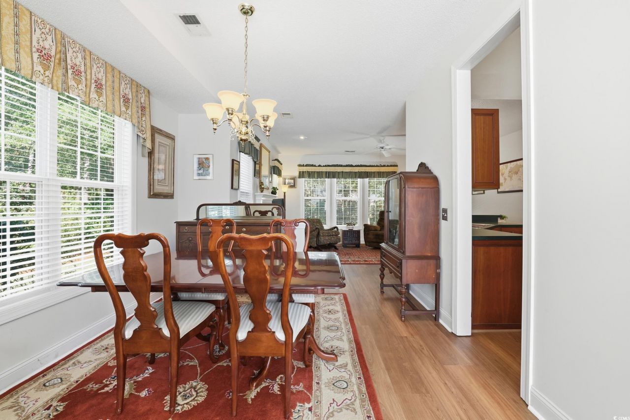 340 Fieldgate Circle Photo 11