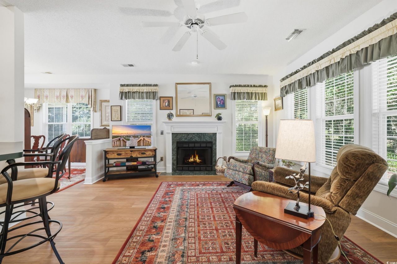 340 Fieldgate Circle Photo 12