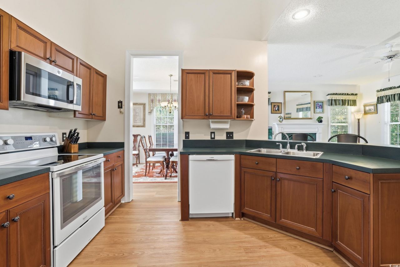 340 Fieldgate Circle Photo 16