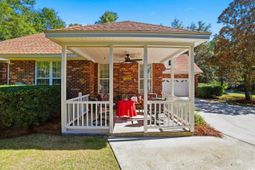 340 Fieldgate Circle photo 4