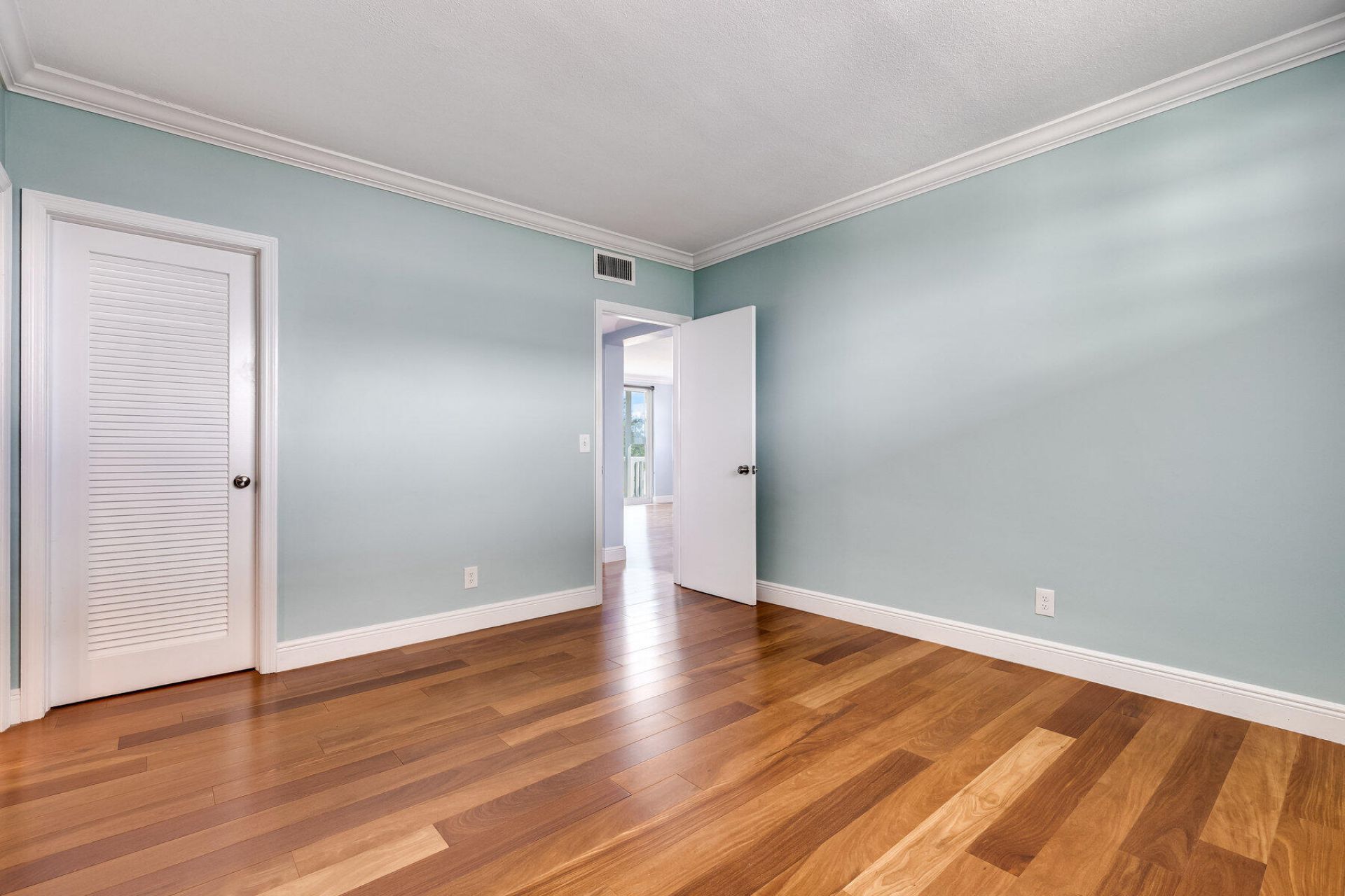 1 S Lakeside Drive, Unit C1, Lake Worth Beach, FL 33460 Photo