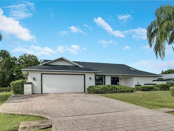 1692 SE Mariner Lane, Port St Lucie, FL 34983