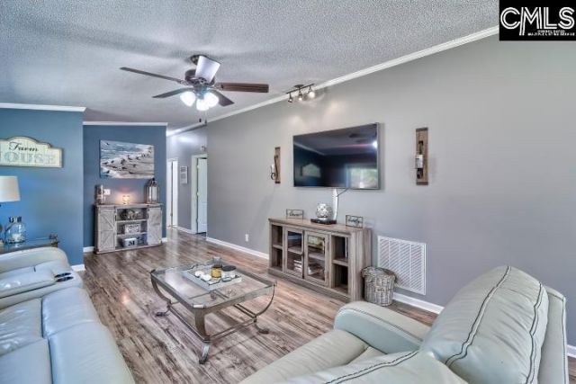 180 Green Hills Drive Photo 24