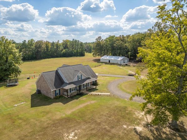 1564 Berry Road, Maben, MS 39750