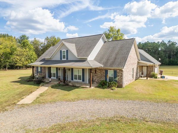 1564 Berry Road, Maben, MS 39750