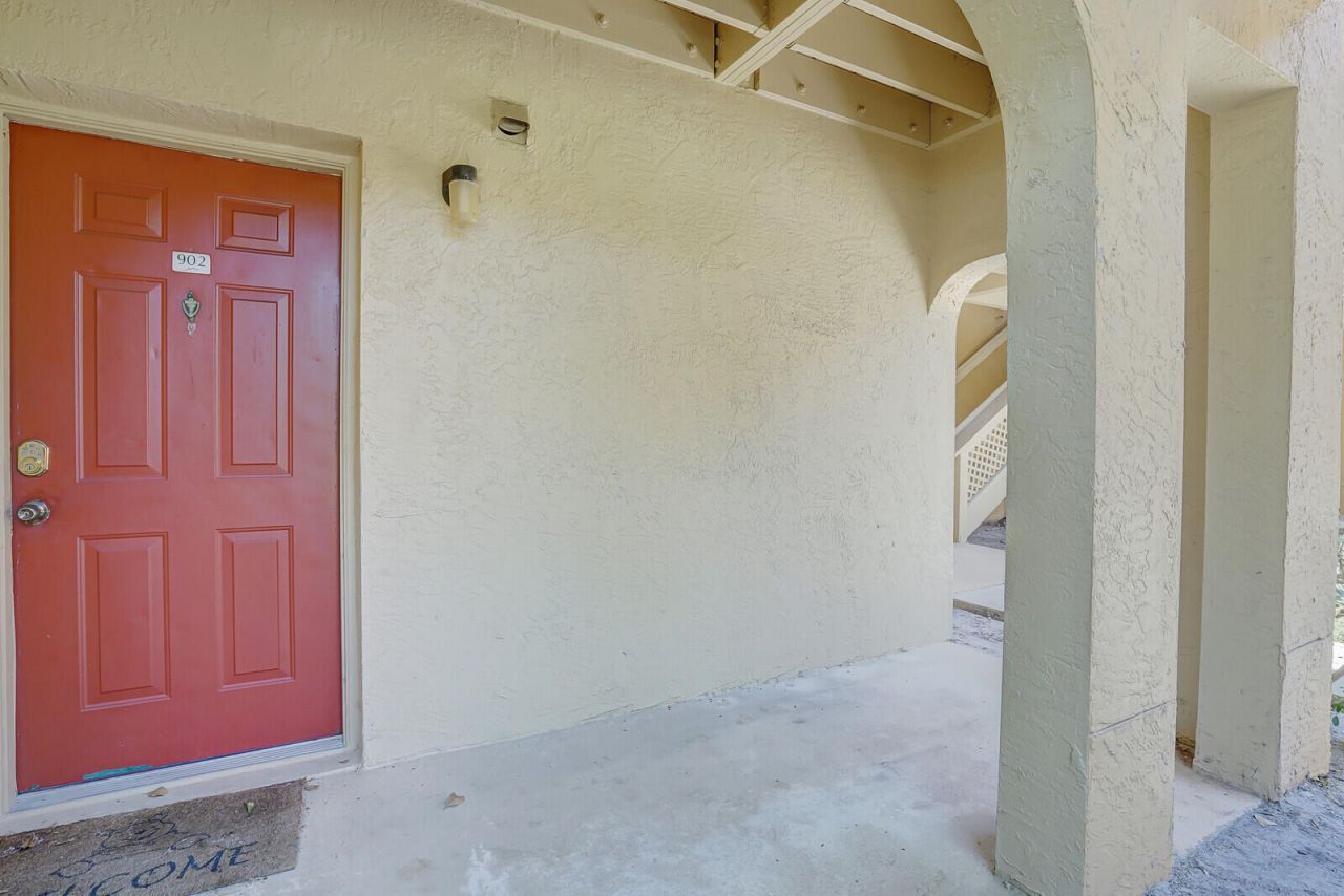 4855 Via Palm Lakes, Unit 902, West Palm Beach, FL 33417 Photo