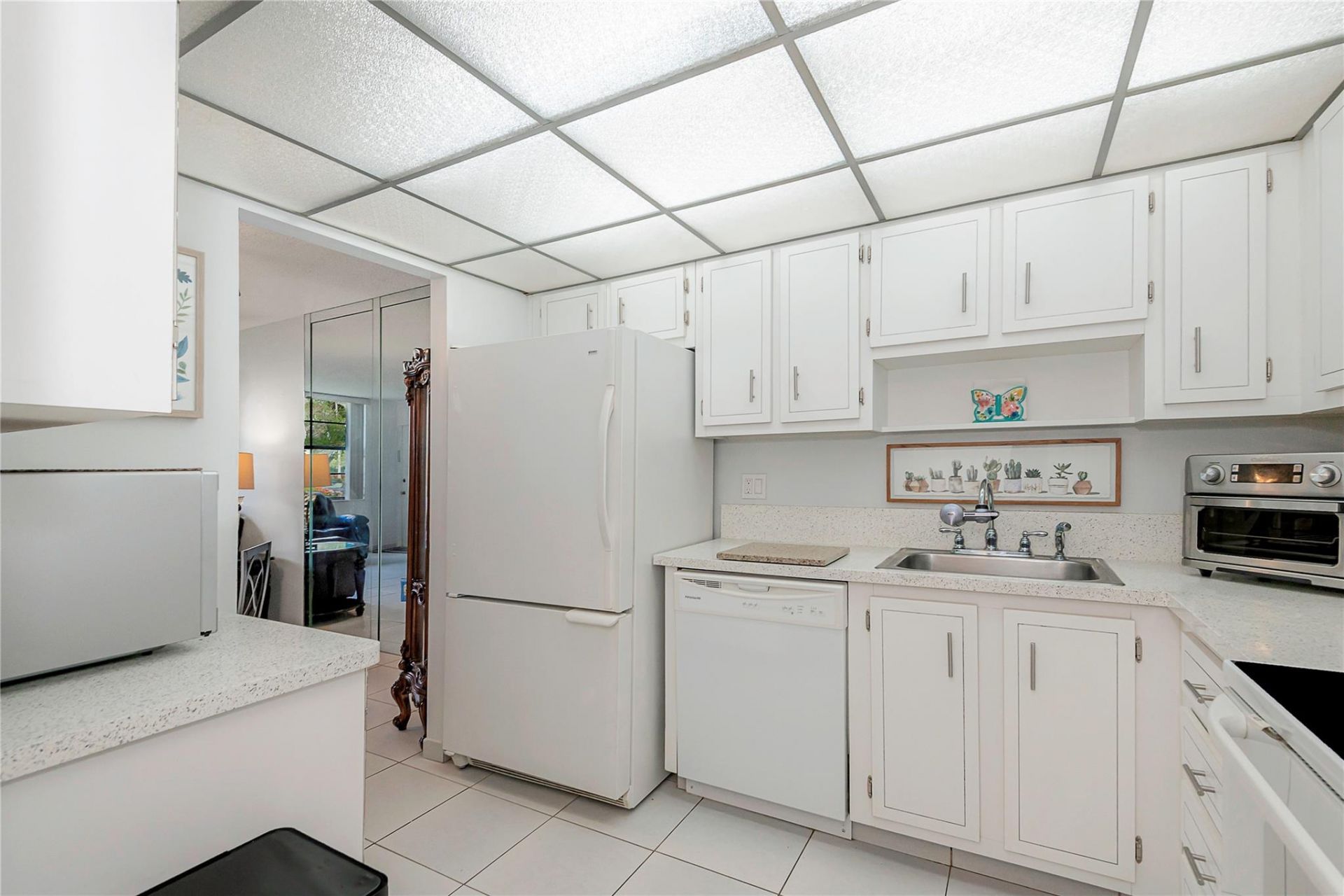 1300 Saint Charles Pl Pembroke Pines, Unit L20, Pembroke Pines, FL 33026 Photo