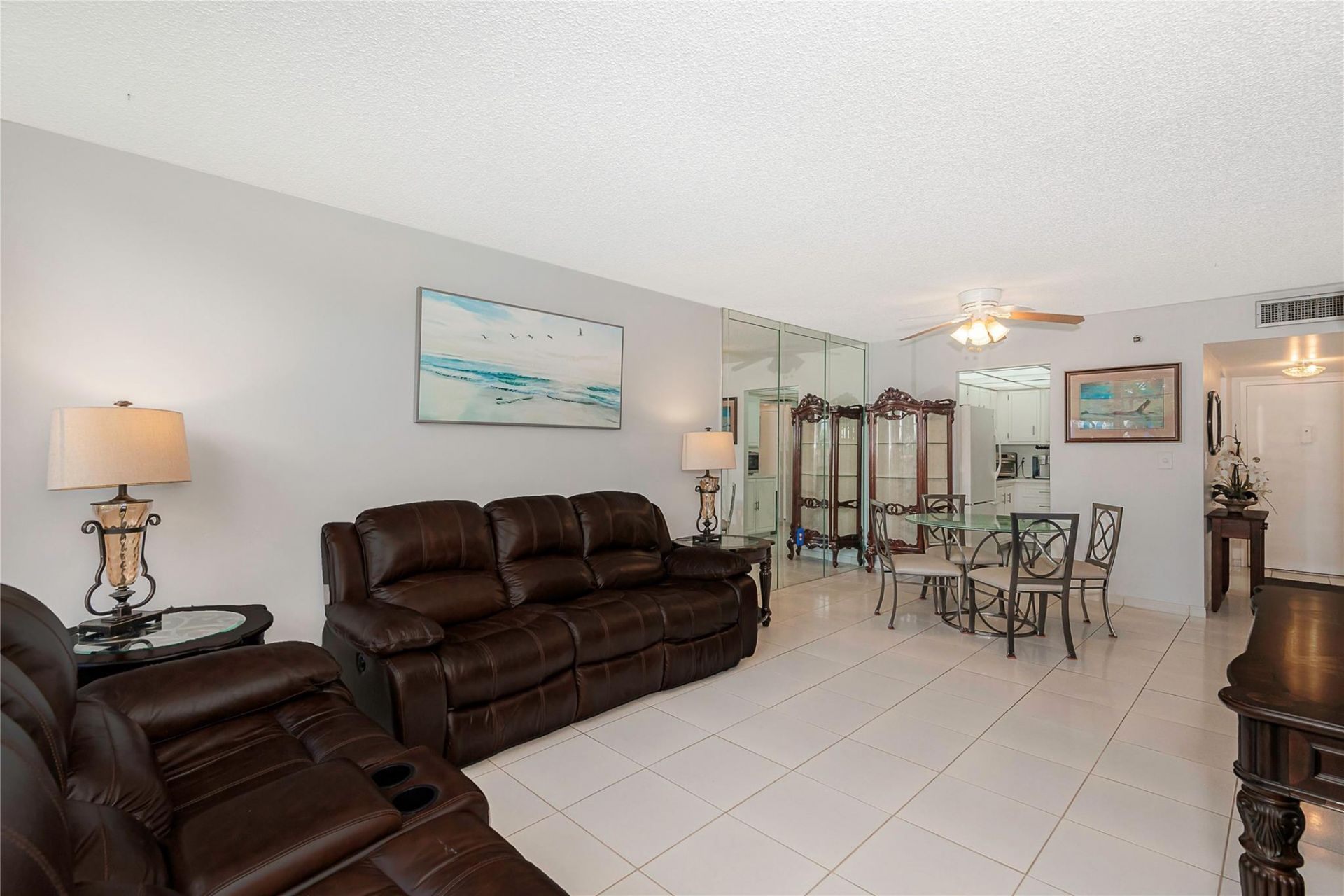 1300 Saint Charles Pl Pembroke Pines, Unit L20, Pembroke Pines, FL 33026 Photo