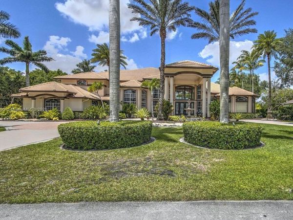 3828 Pine Lake Dr, Weston, FL 33332