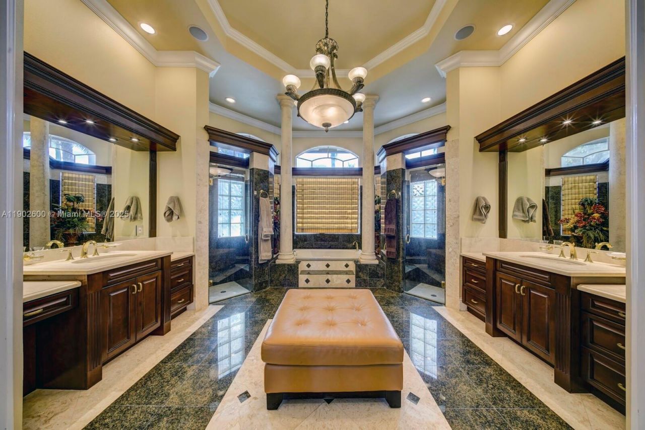 3828 Pine Lake Dr, Weston, FL 33332 Photo