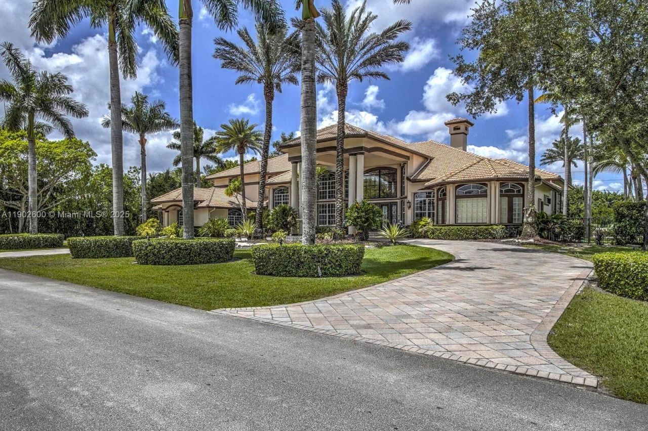 3828 Pine Lake Dr, Weston, FL 33332 Photo