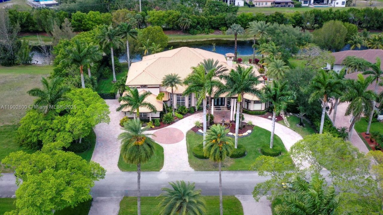 3828 Pine Lake Dr, Weston, FL 33332 Photo