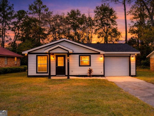 108 CRIMSON Circle, Thomasville, GA 31792