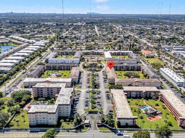 5300 Washington St, Unit H137, Hollywood, FL 33021