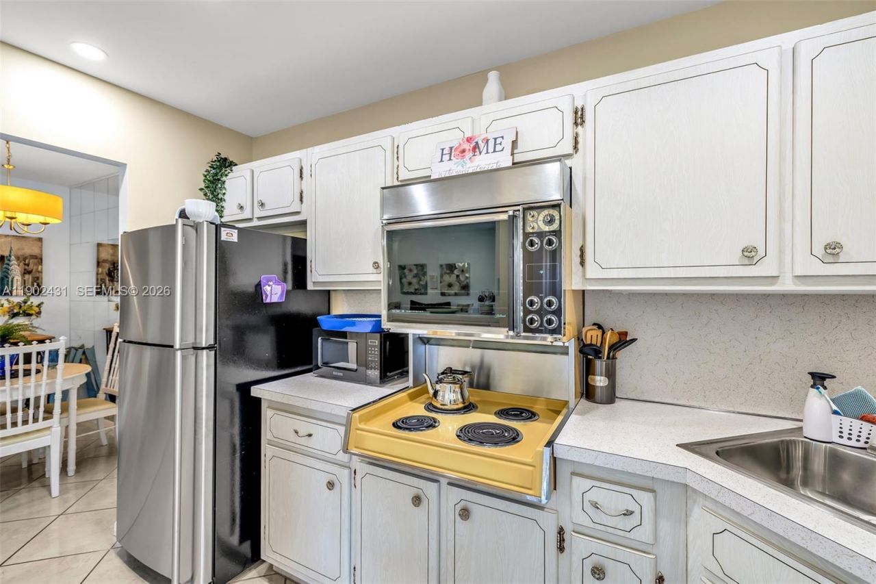 5300 Washington St, Unit H137, Hollywood, FL 33021 Photo