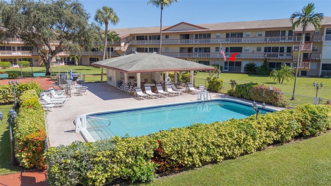 5300 Washington St, Unit H137, Hollywood, FL 33021 Photo