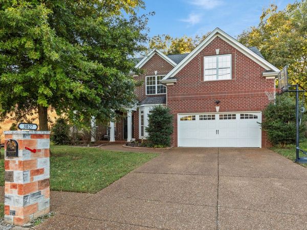 3027 Cairns Dr W, Mount Juliet, TN 37122