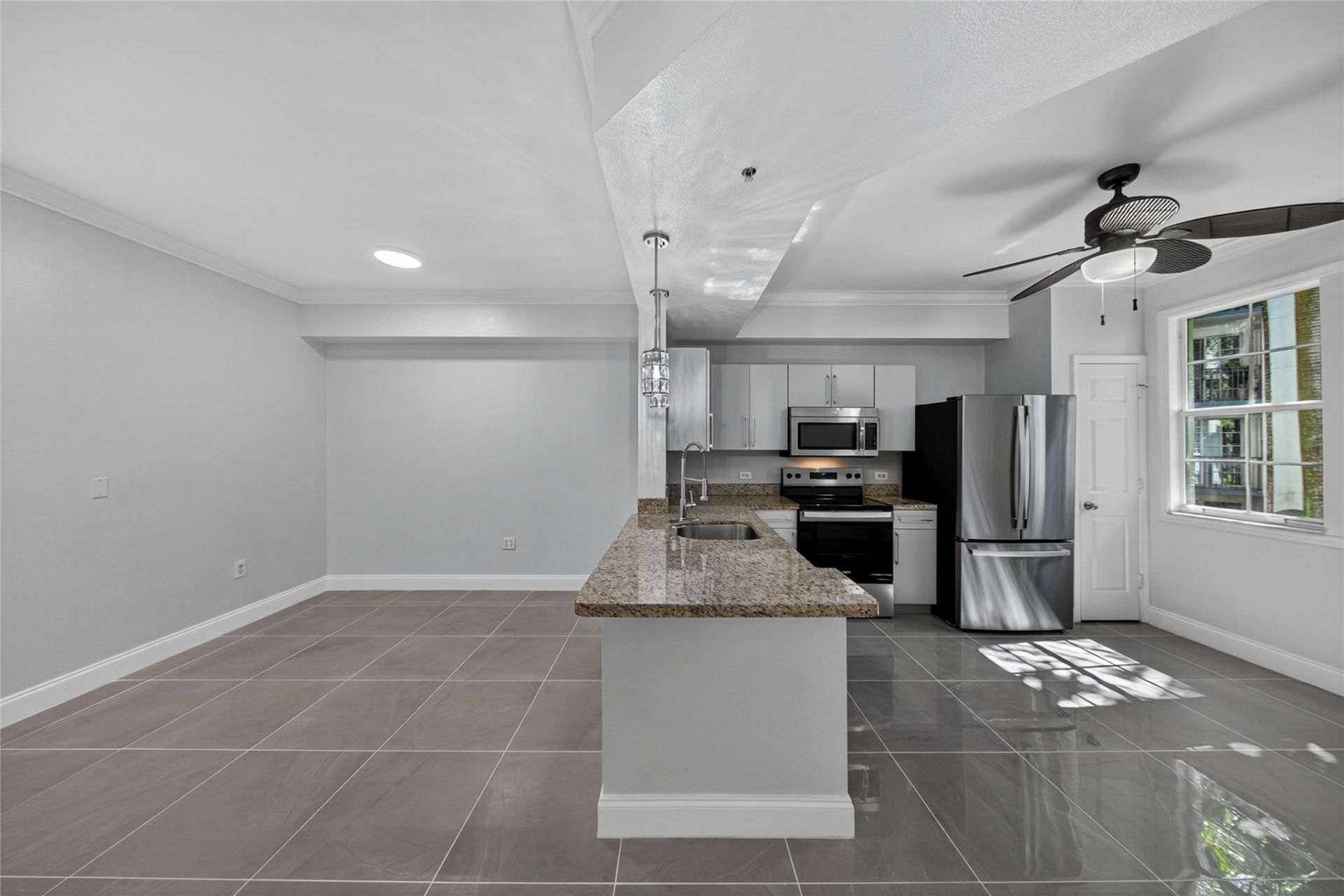 533 NE 3rd Avenue, Unit 221, Fort Lauderdale, FL 33301 Photo