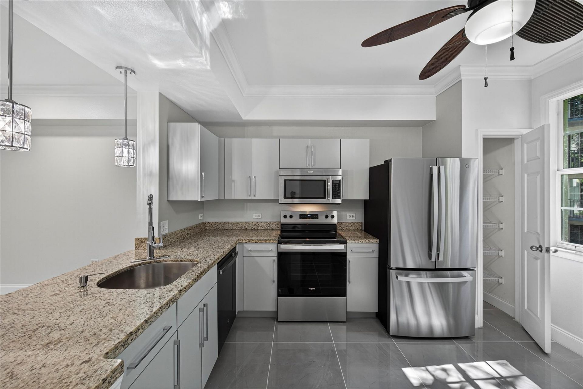 533 NE 3rd Avenue, Unit 221, Fort Lauderdale, FL 33301 Photo