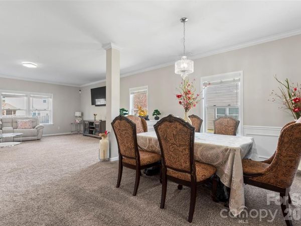 14422 Lake Crossing Drive, Charlotte, NC 28278