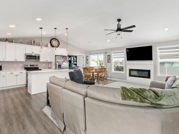 1004 Redbud Drive, Slater, IA 50244