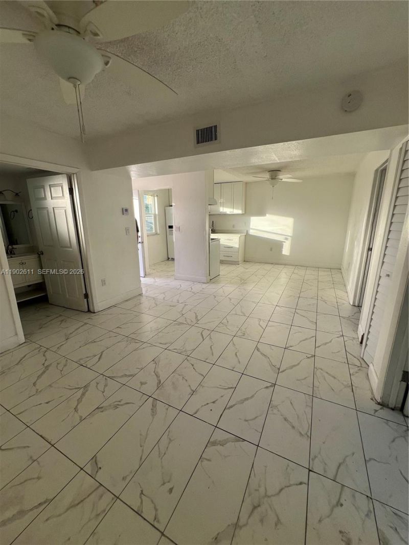 301 NW 177th St, Unit 136, Miami Gardens, FL 33169 Photo