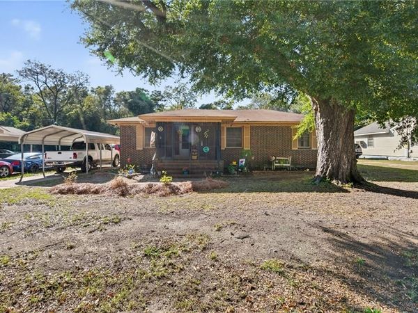 9 Grove Lane, Selma, AL 36701