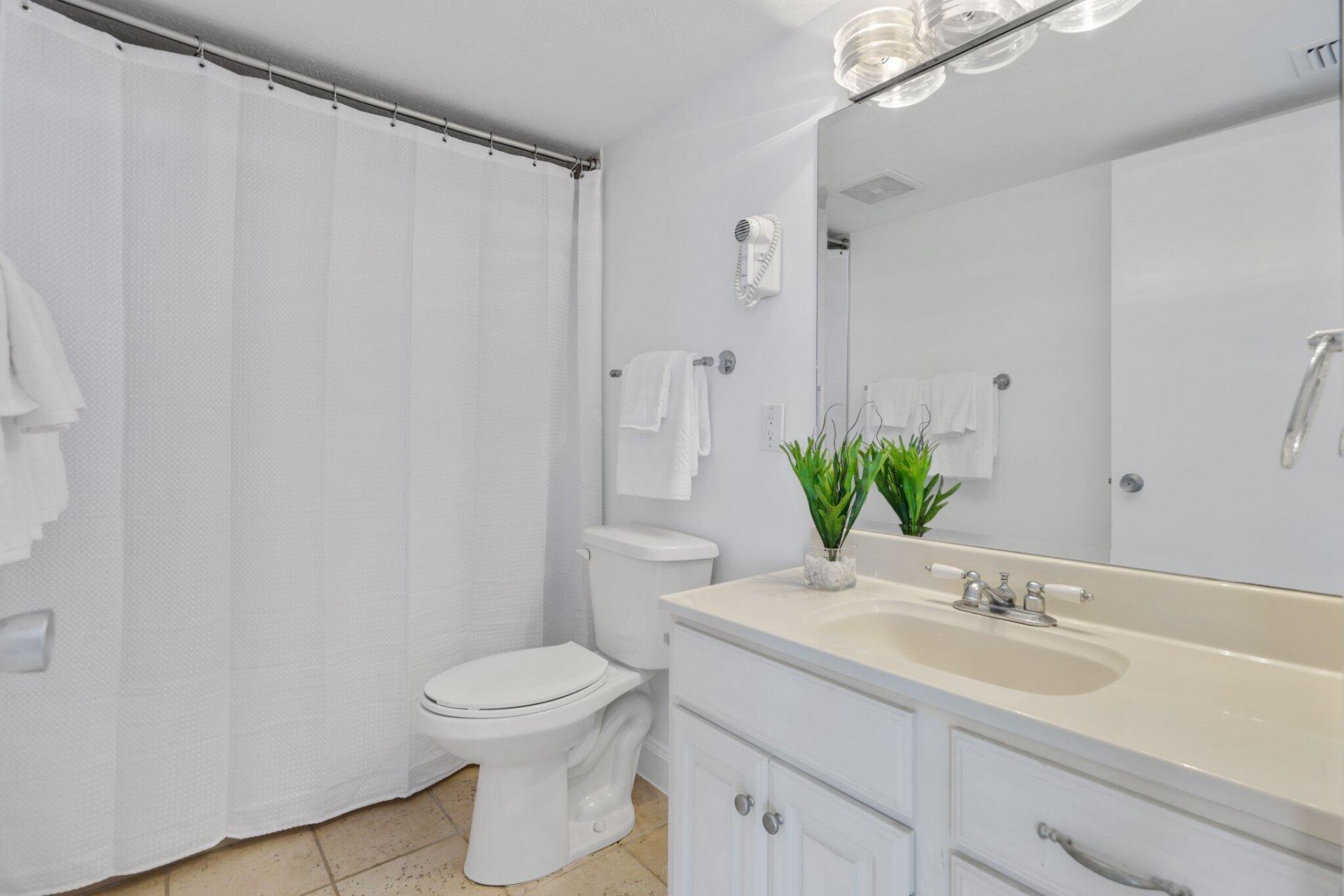 1016 Ocean Drive, Juno Beach, FL 33408 Photo