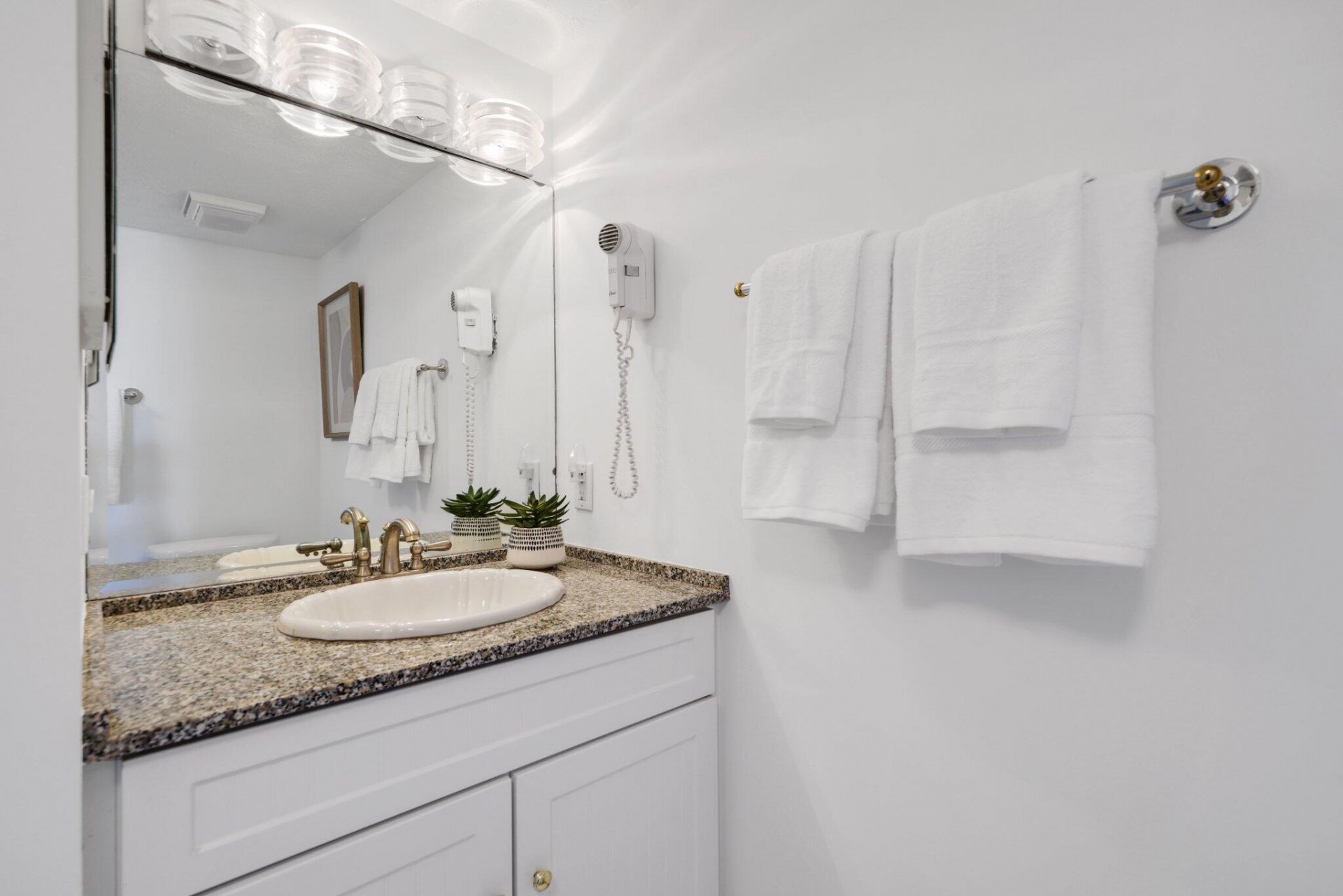 1016 Ocean Drive, Juno Beach, FL 33408 Photo